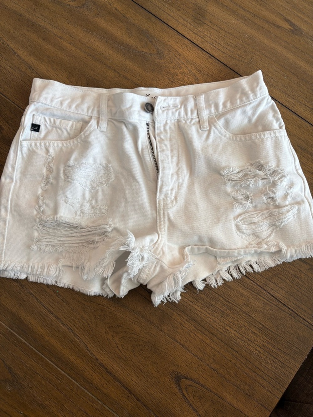 KanCan White Distressed Frayed Hem Denim Shorts